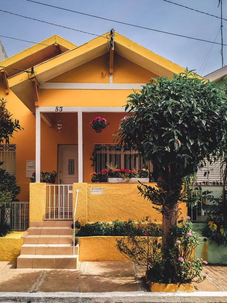 Backyard secondary dwelling photo for an Australian guide